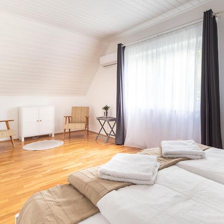 Jázmin Vendégház Villa Balatongyörök Esterno foto